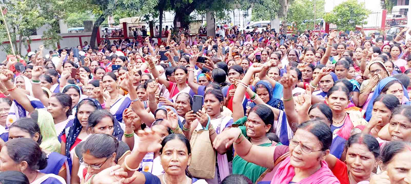 Bihar Government Must Initiate Negotiations with Striking ASHA Workers